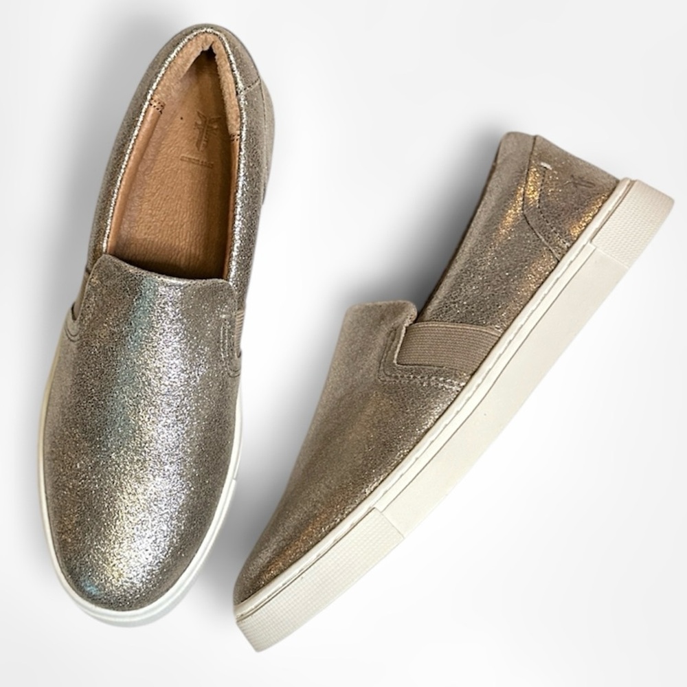 NWOB Frye Ivy Slip On in Pewter Metallic Leather - Women's Size 6.5